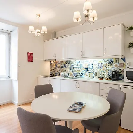 Apartment Bairrus - Rossio *